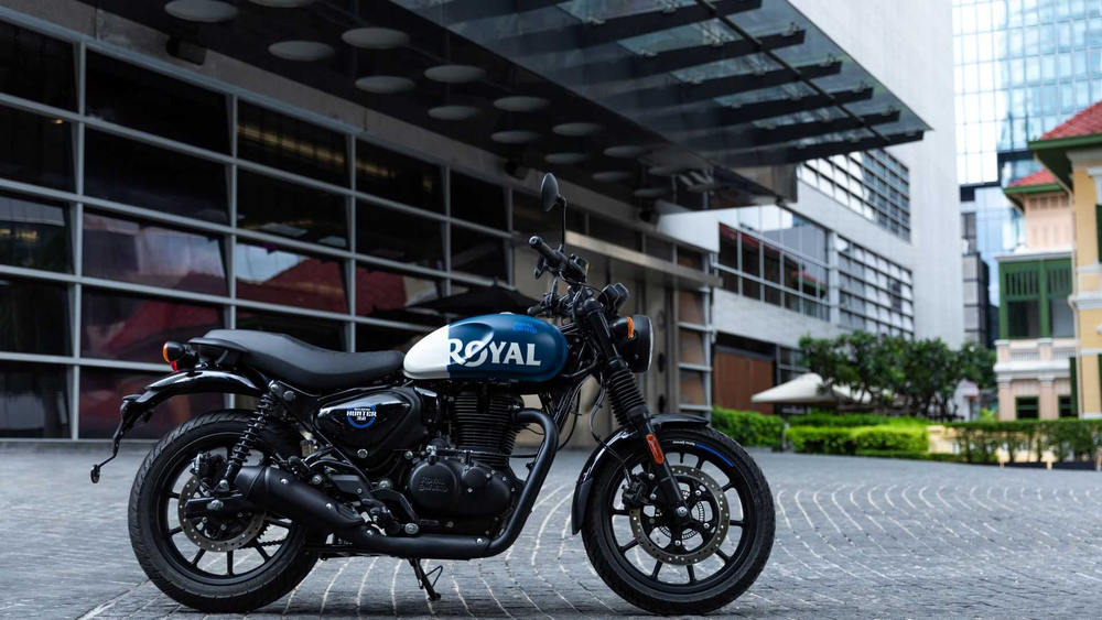 Royal Enfield Hunter 350 Rebel Blue 2026