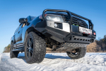 Бампер силовой передний Toyota Land Cruiser 200 2007-2015 c доп. фарами, защитной дугой и защитой бачка омывателя РИФ