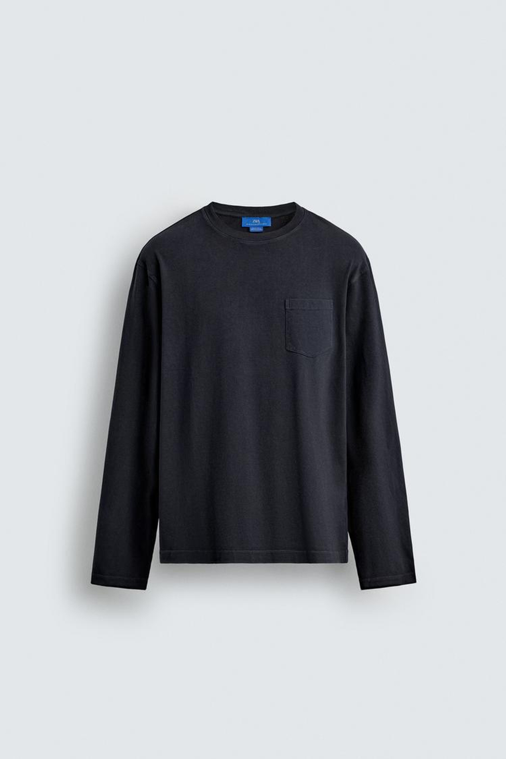 ZARA Х AARON LEVINE ФУТБОЛКА С ДЛИННЫМИ РУКАВАМИ И НАГРУДНЫМ КАРМАНОМ, МОРСКОЙ СИНИЙ
