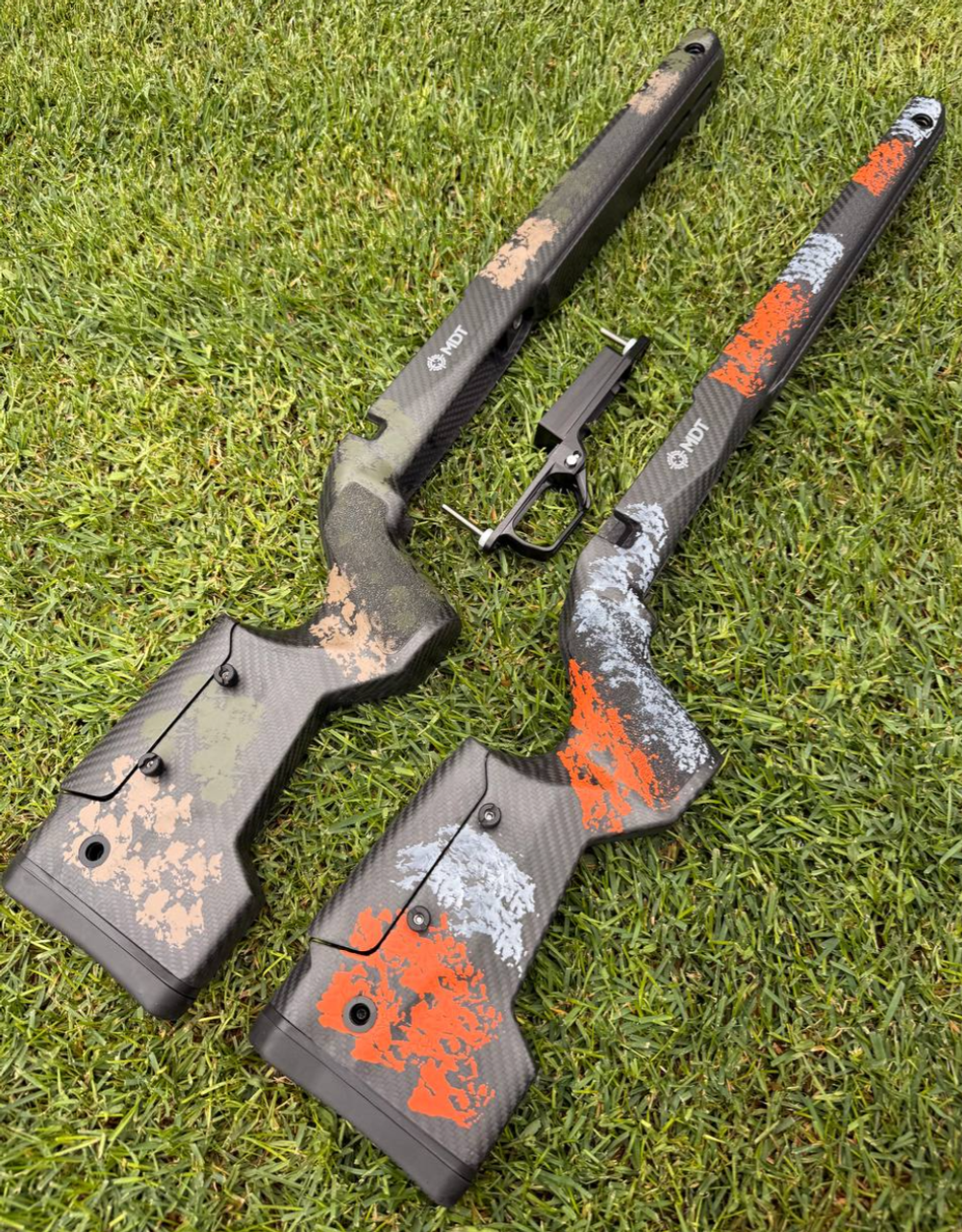Шасси MDT CRBN Precision Kit Remington 700 SA RH Fixed ARCA