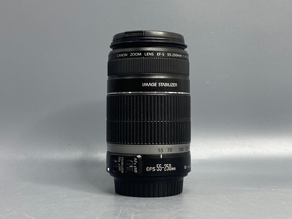 Canon EF-S 55-250mm 4-5.6 IS