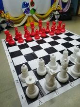 Фигуры 2в1 шахматные ГИГАНТСКИЕ (король 61 см) красно-белые