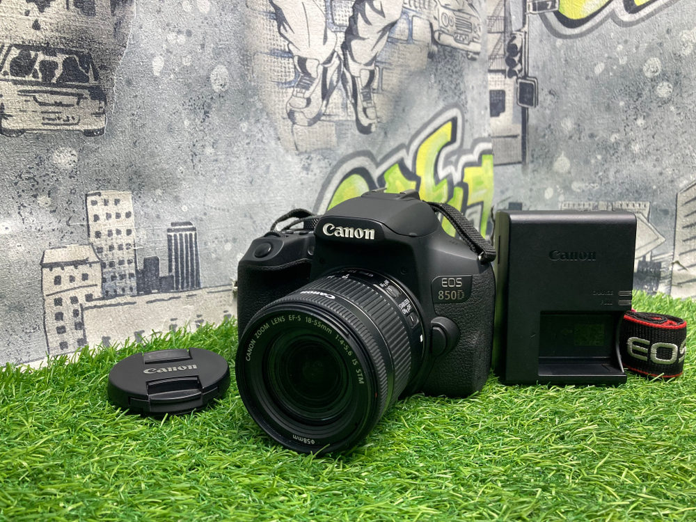 Canon EOS 850D kit 18-55mm IS STM 42.000 кадров