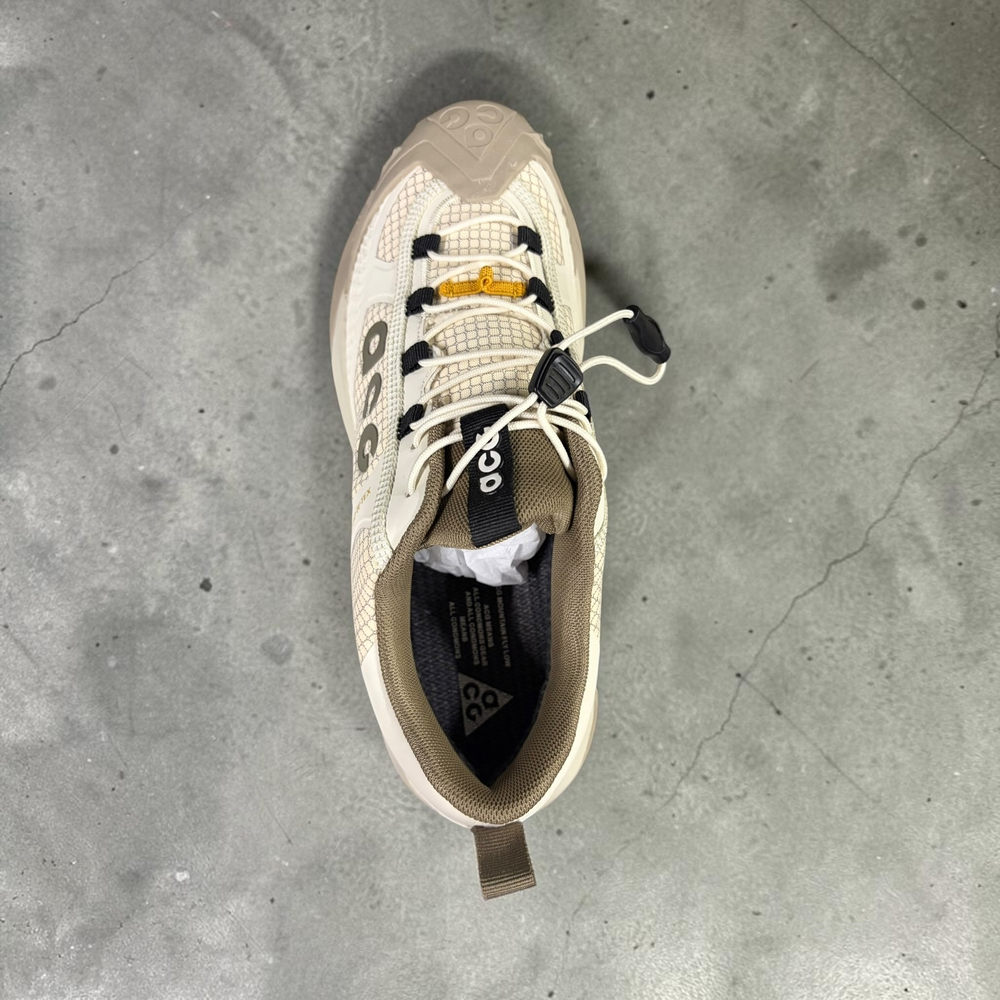 Nike Acg Mountain Fly 2 Low  Gore-Tex • Cream