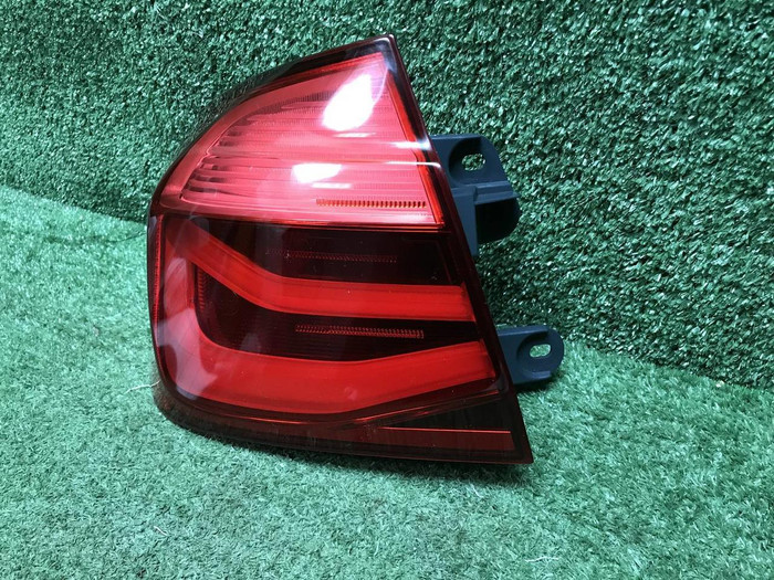 Фонарь левый внешний BMW 3er F30 (2015-2020) LED