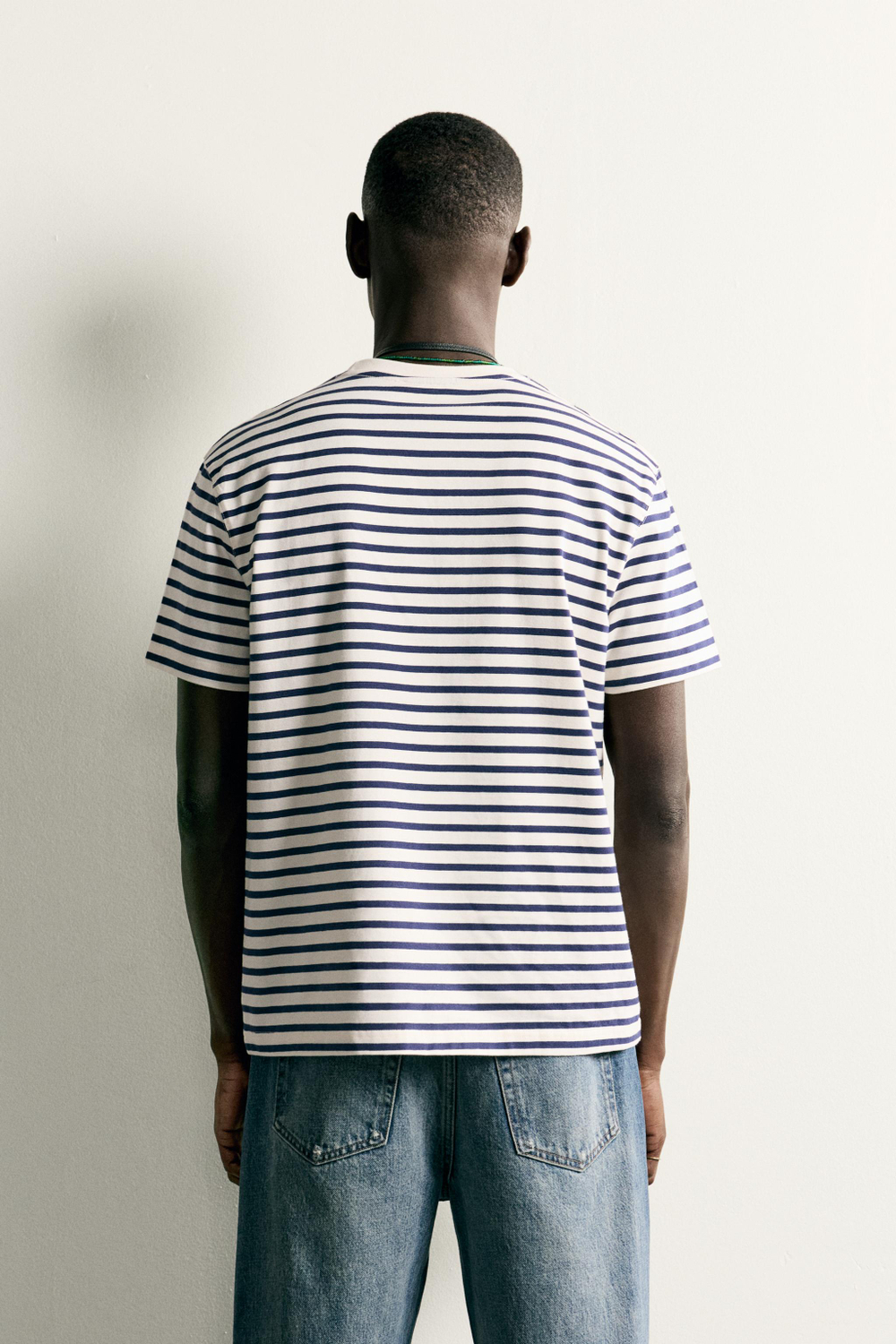 БАЗОВАЯ ФУТБОЛКА MEDIUM WEIGHT /02 — ZARA