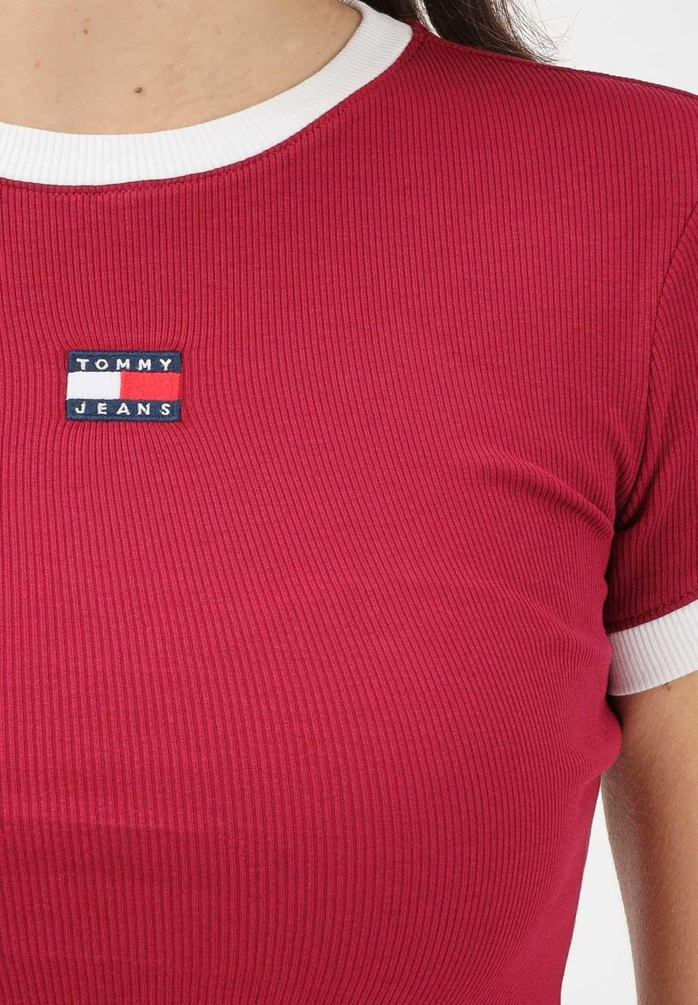 Футболка женская TOMMY JEANS SLIM SH BADGE SS RIB EXT
