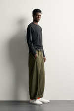 БАЗОВАЯ ФУТБОЛКА СЛИМ-ФИТ С ДЛИННЫМИ РУКАВАМИ — ZARA