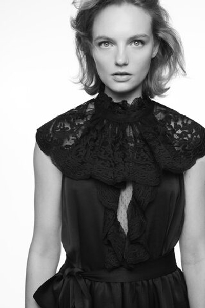 Платье из сатина с кружевной деталью - H&M