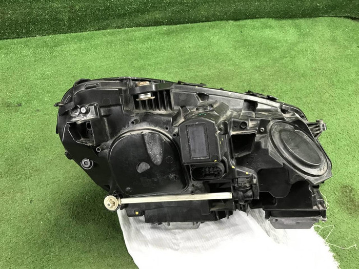 Фара левая Mercedes E W212 (2013-2016) LED В сборе