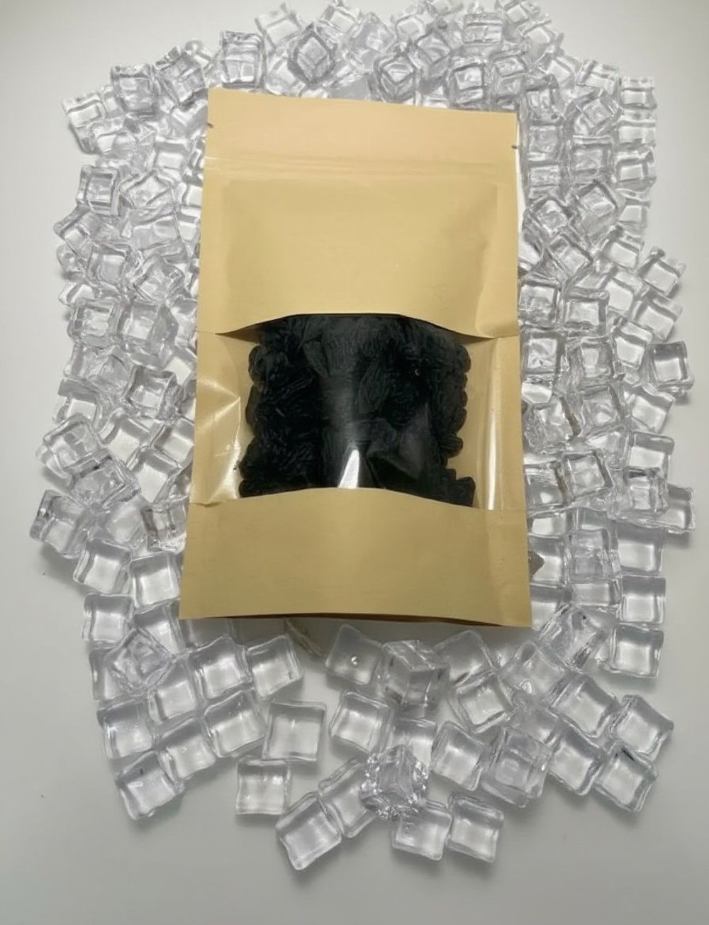 Изюм Джамбо (черный) 200 гр