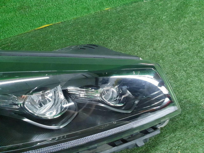 Фара правая Kia Sorento 3 UM Prime (2017-2020) LED