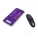 Черный вибромассажер 16,1см в трусики для стимуляции клитора We-Vibe Moxie SNXM1SG9