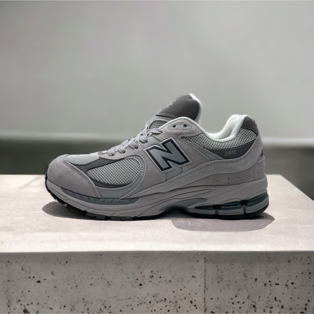 New Balance 2002R Winter • Gray