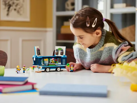Конструктор LEGO Гадкий я 4 75581 Музыкальный автобус для вечеринок миньонов