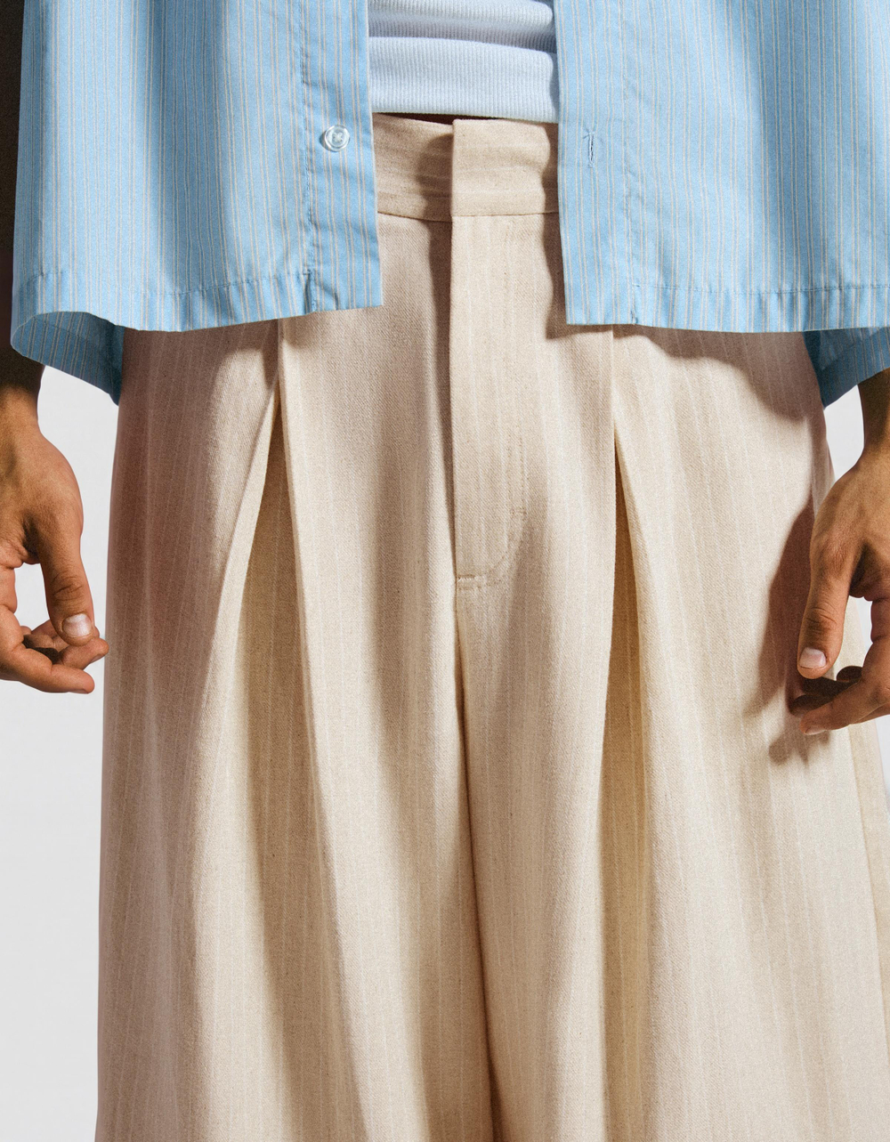 Мужские брюки super baggy fit с вытачками - BERSHKA