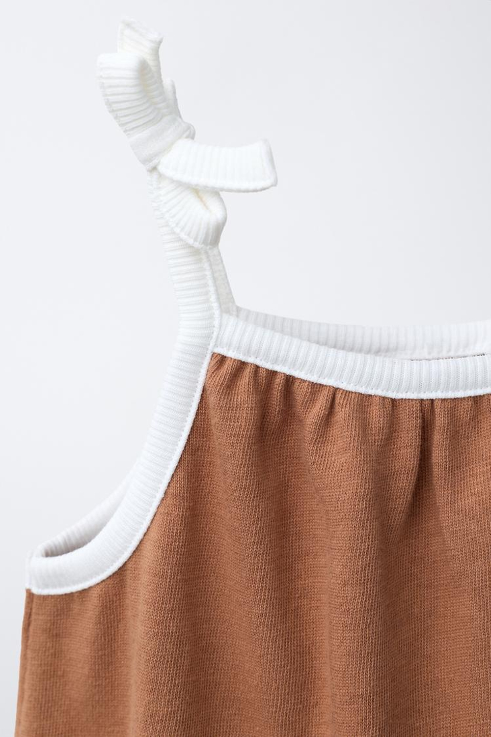 ZARA КОМБИНЕЗОН С КОНТРАСТНЫМИ ДЕТАЛЯМИ, ШОКОЛАДНЫЙ