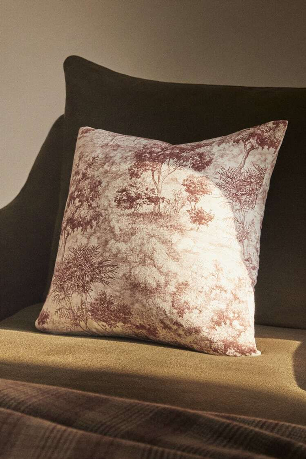 ZARA HOME ЧЕХОЛ ДЛЯ ДЕКОРАТИВНОЙ ПОДУШКИ С КОНТРАСТНЫМ УЗОРОМ, БЕЛЫЙ