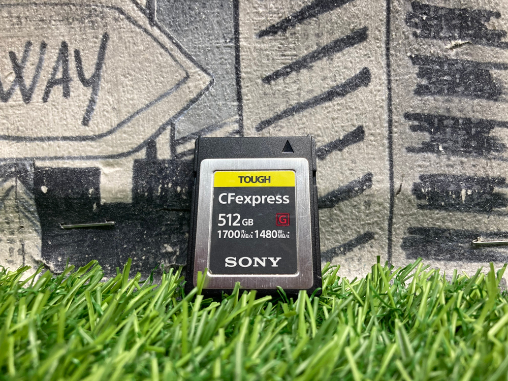 Sony Tough CFexpress Type B серии CEB-G512 512GB