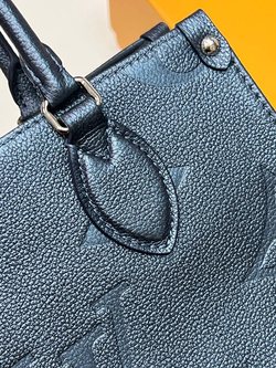 Сумка Louis Vuitton Grand Palais