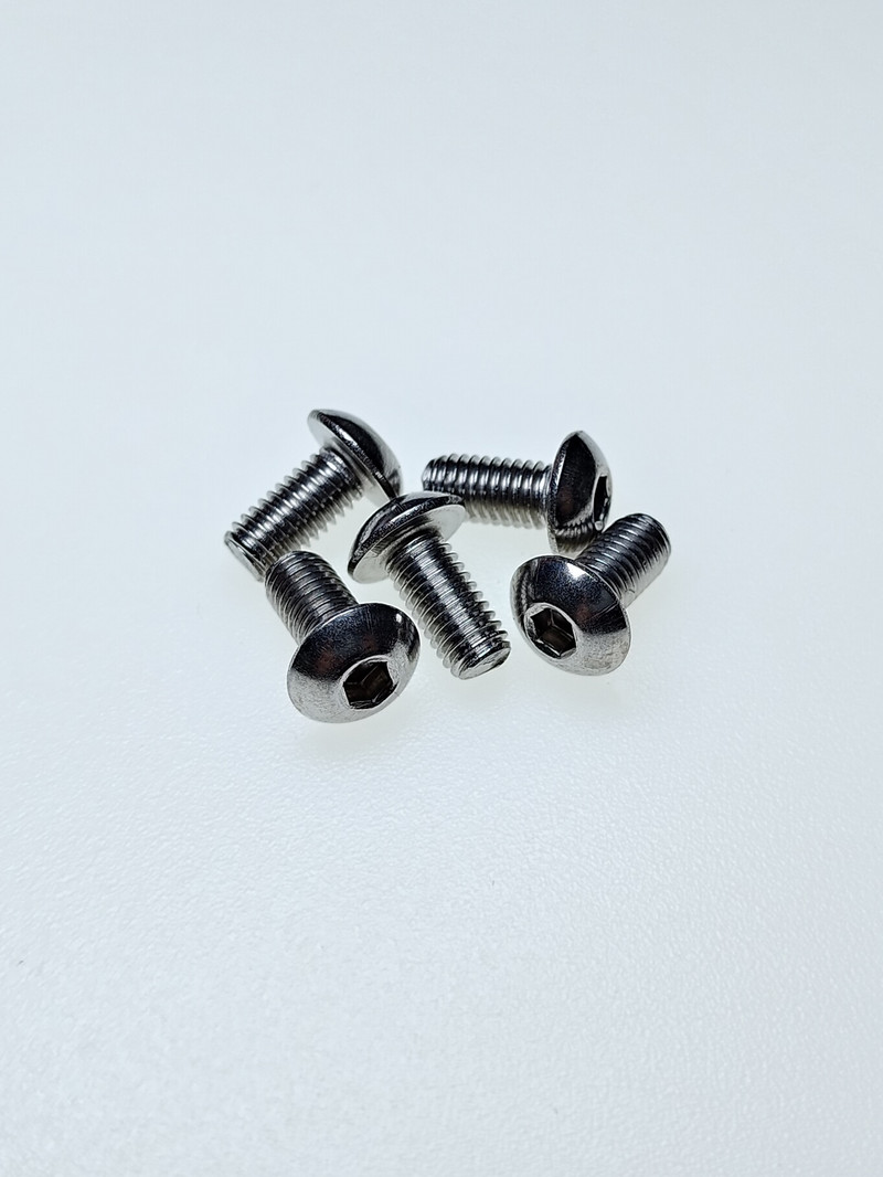 5х10 Винт с полукруг.гол. и внутр.шестигр. нерж. А2-70 ISO 7380 (40 шт.)