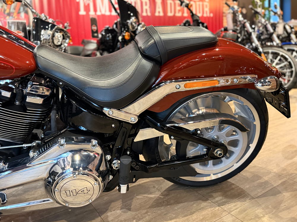 Harley-Davidson Fat Boy 114 (Wine Red) 2024 с НДС