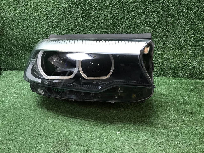 Фара правая BMW 5er G30 (2017-2020) LED