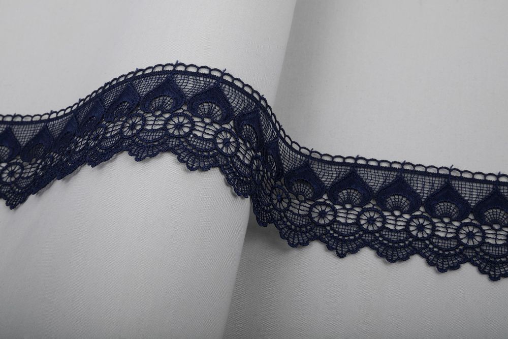 Кружево гипюр (плетёное) 68 мм / 10 метров, т.синий, Blitz BLGM-6801