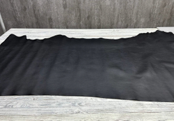 Цельная шкура натуральной кожи Nappa Soft Nero черного цвета от фабрики Ecopell 2000