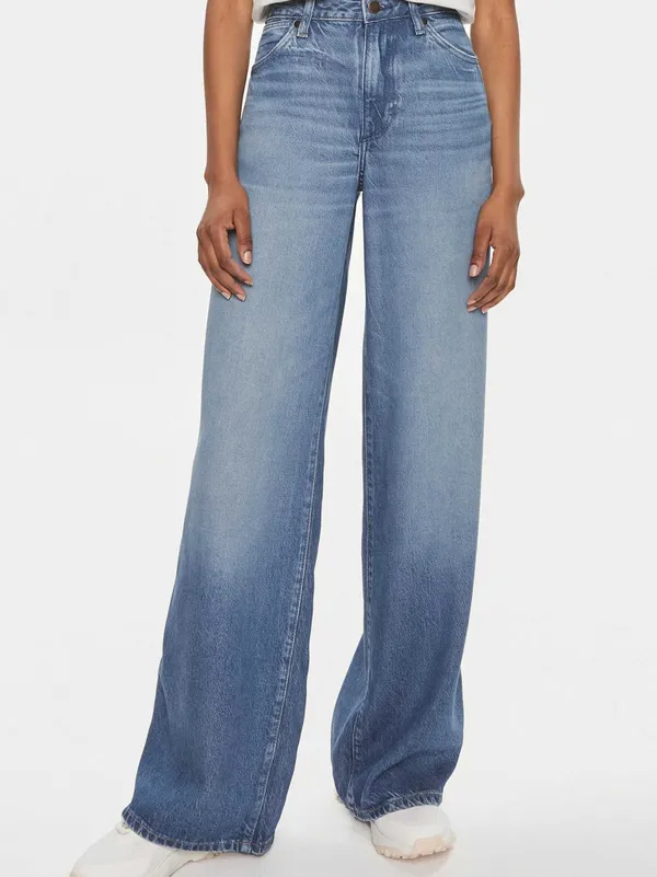 Джинсы женские WRANGLER WORLD WIDE PROMISES KEPT