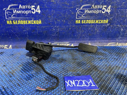 Педаль газа SUBARU TRAVIQ 2003