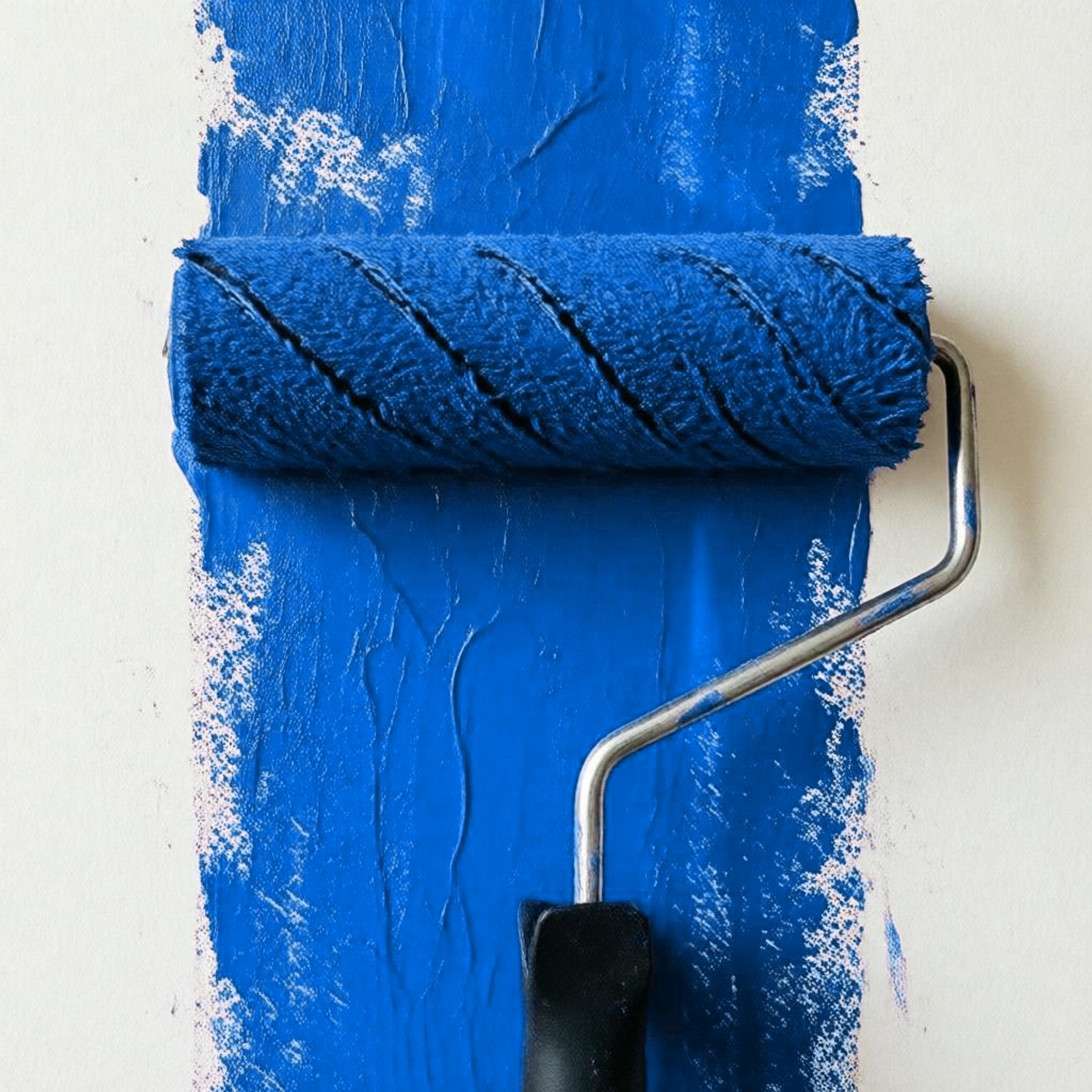 Композитные панели 3 и 4 мм в корпоративном цвете Ozon (Pantone 2935 C) для объектов в России