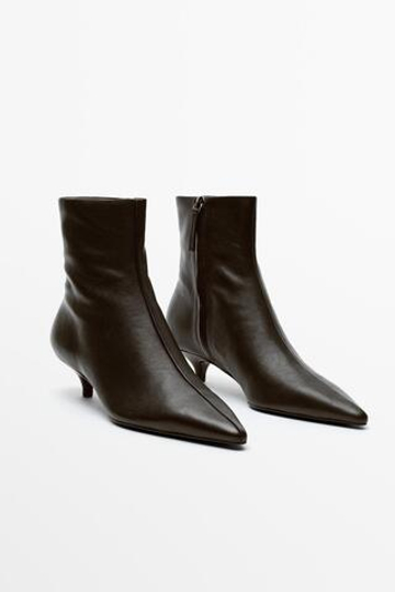 Massimo Dutti Кожаные ботильоны на низком каблуке, коричневый
