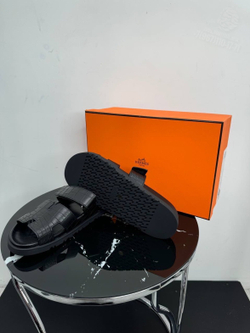 Шлепанцы Hermes Chypre из кожи крокодила
