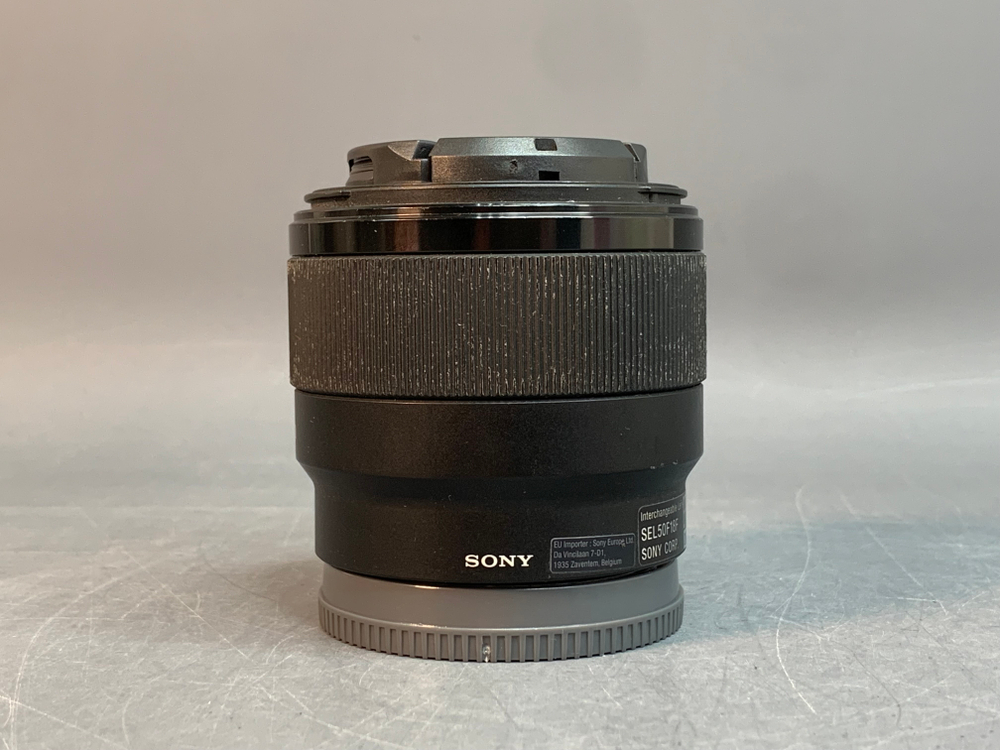 Sony FE 50mm f/1.8