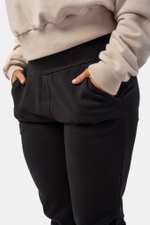 Брюки HIGH-WAIST LOOSE FIT SWEATPANTS "FEELING GOOD" 409 Черные