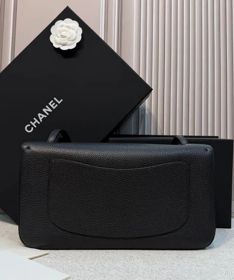 Сумка Chanel Maxi Flap bag
