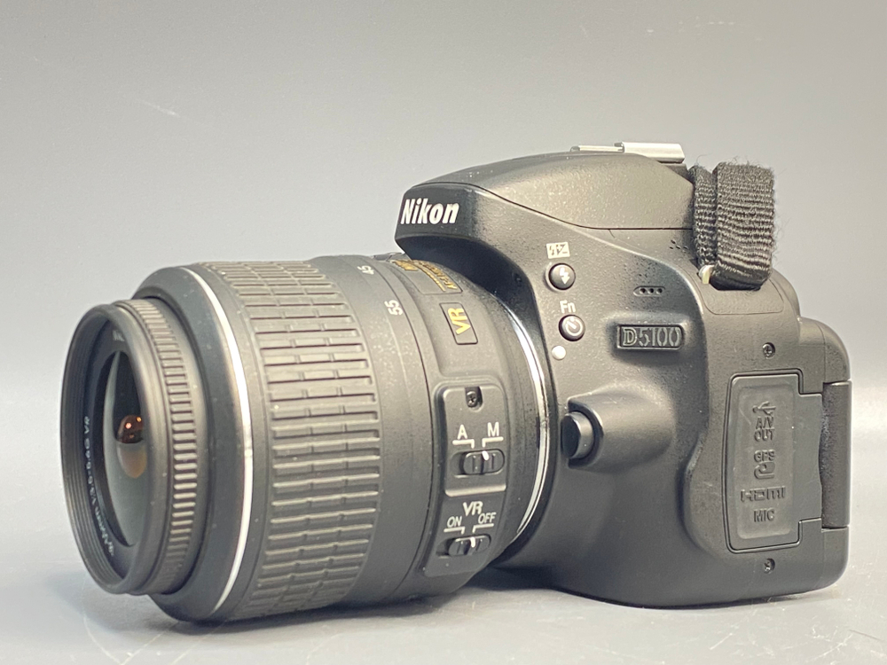 Nikon D5100 Kit 18-55mm 6000 кадров