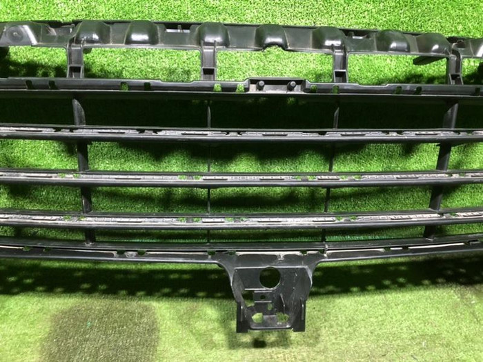 Решетка переднего бампера Porsche Cayenne 3 17-23