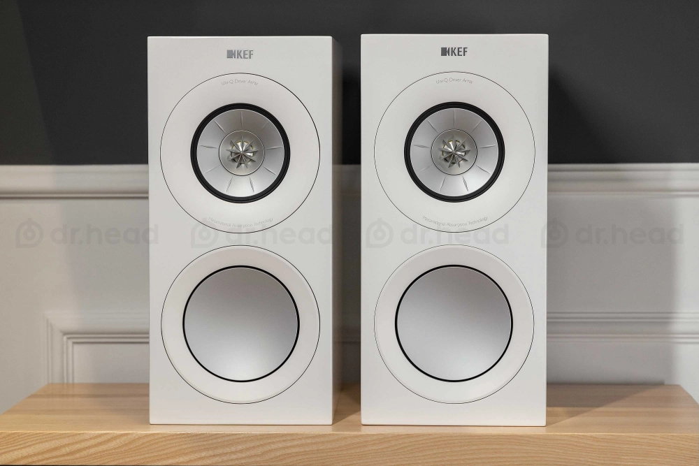 KEF R3 Meta White Gloss трехполосная полочная пассивная акустическая система (пара)