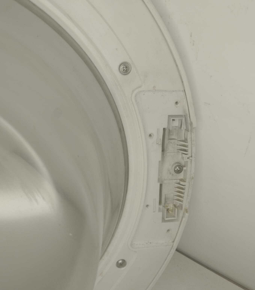 131 Люк в сборе для стиральной машины Beko 2842900200 б/у