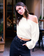 Женский свитер с асимметричным вырезом - BERSHKA