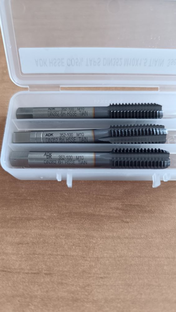 Метчик ручной компл. DIN-352/3 М10 HSSE INOX TiALN ADK235-100 Метчик ручной компл. DIN-352/3 М10 HSSE INOX TiALN ADK235-100