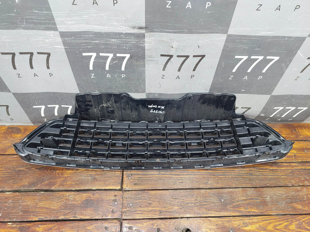Решетка радиатора MINI Countryman 1 (R60) 10-16 Б/У Оригинал 51139801581
