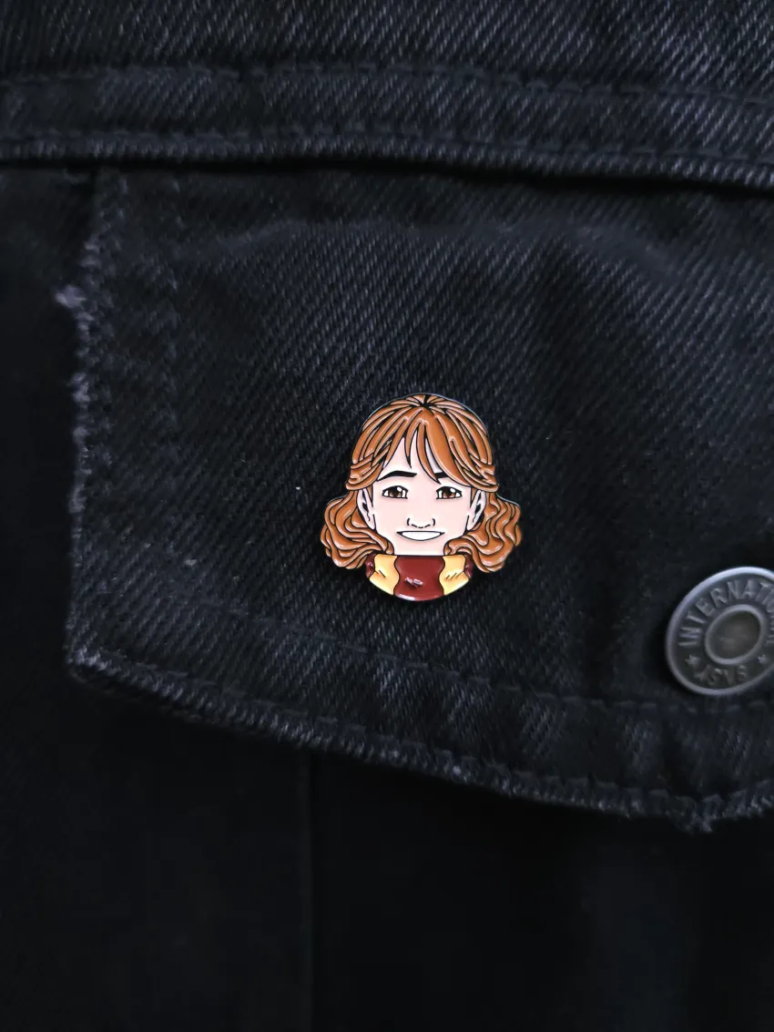 Металлический пин "Harry Potter: Hermione"