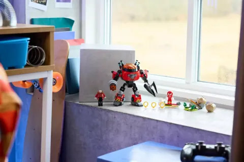 Конструктор LEGO Sonic the Hedgehog 77005 Кастет против робота-дробилки яиц доктора Эггмана