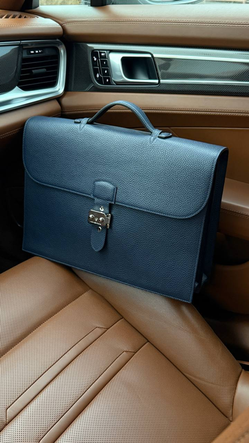 Портфель Hermes