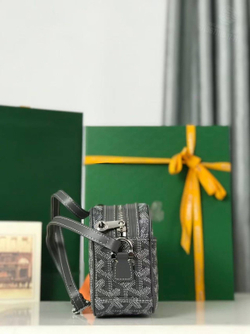 Сумка через плечо Goyard Car-Vert PM
