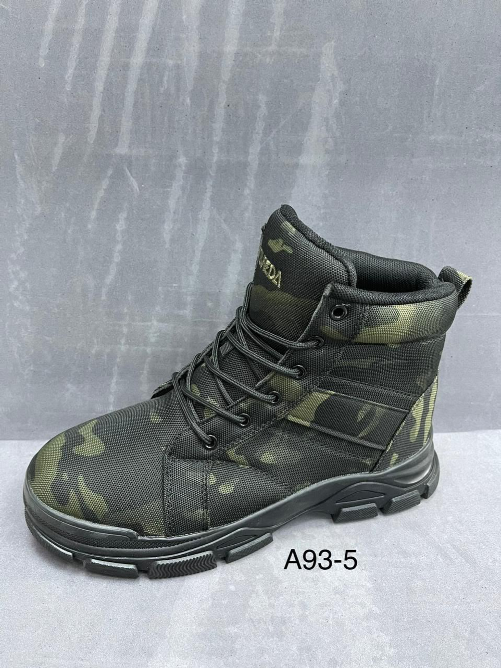 Ботинки по 8 пар (41-46)р. 93-5