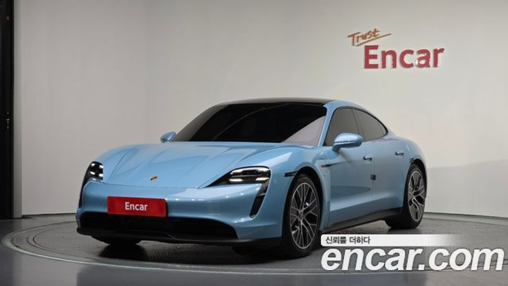 Porsche Taycan 4S — 2021
